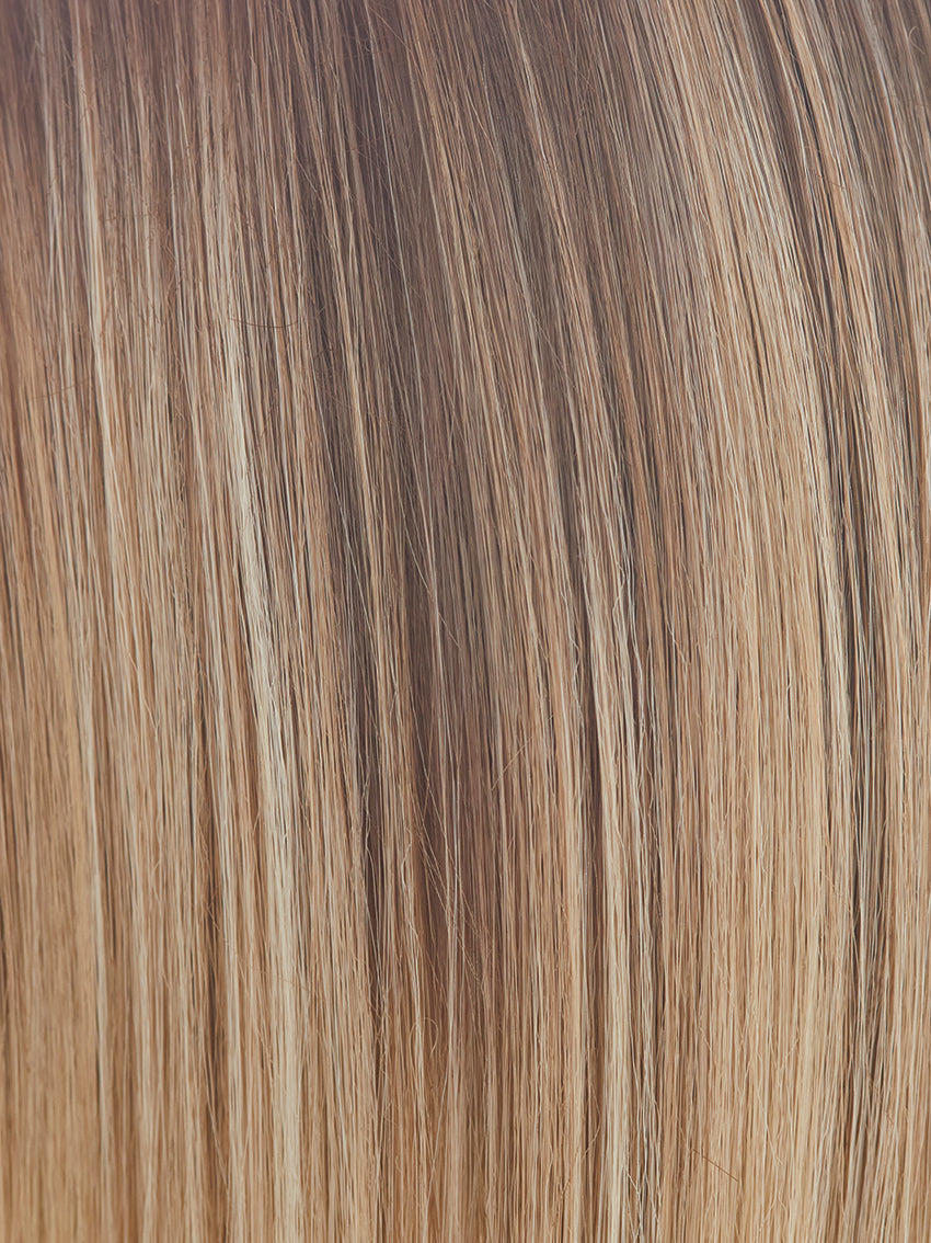 Gisela Mayer Magic Fresh in Sandy Blond Rooted, front-facing view showing the soft blonde tone on the fresh short wig.