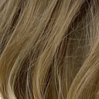 Gisela Mayer Hi Beso in 22-25-10 warm shade, front-facing view showing the flowing long hair and natural-looking balayage.