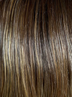 Gisela Mayer Magic Emma Deluxe in Bernstein Rooted, side view showing the warm balayage tones on the wavy mid-length wig.