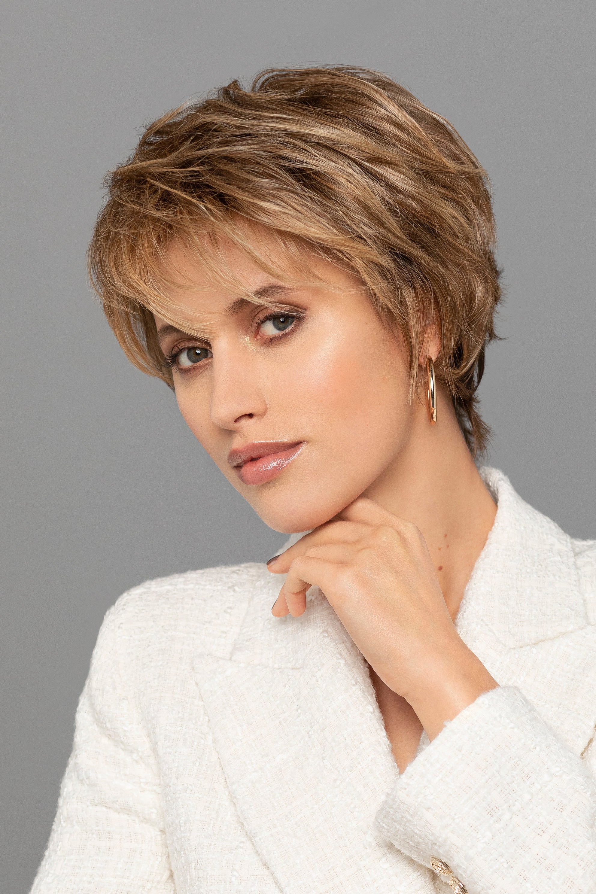 Duo Ophelia wig by Gisela Mayer, side view showing the short feathered style with fringe and semi-natural Remy blend.