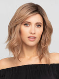 Perruque femme Supreme Page Long, élégante et naturelle, parfaite pour masquer votre chute de cheveux avec style.