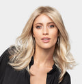 Perruque Alesia Mono Lace Soft Gisela Mayer wigs femme – longueur épaules, pointes rebiquées, style glamour, féminin et naturel