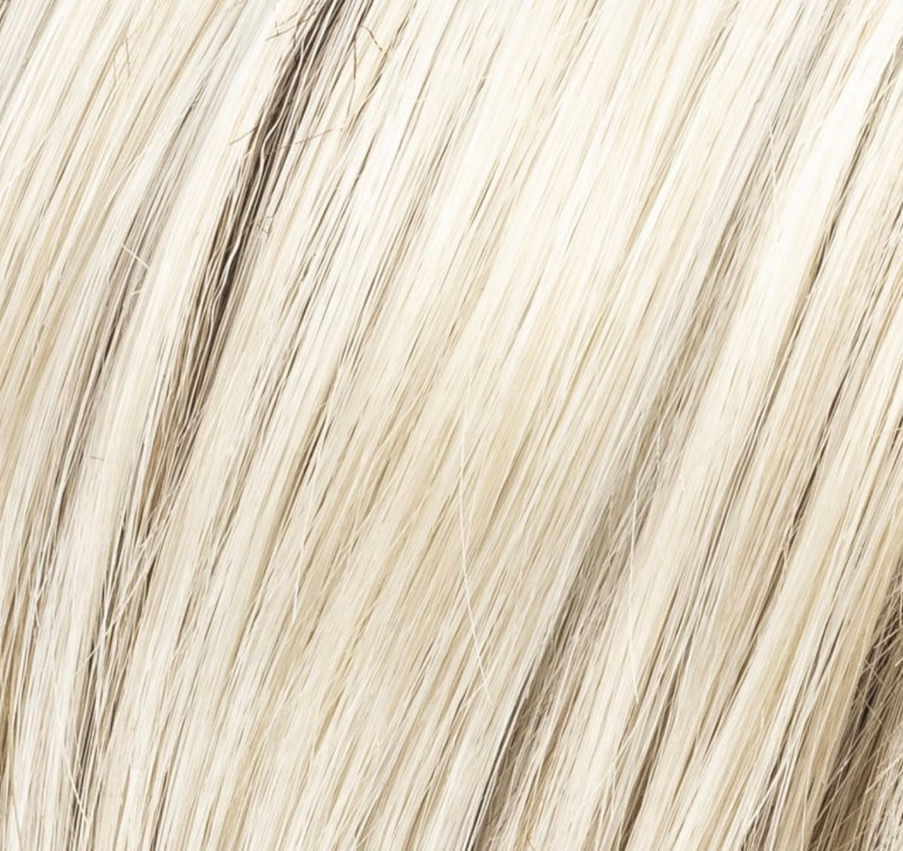 Ellen Wille Lucky Mono Part in Light Champagne Rooted, profile view showing the soft blonde gradient on the layered bob wig.
