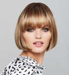 Perruque Classic Joy Gisela Mayer, carré droit avec frange structurée, style chic, féminin et glamour