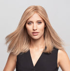 Perruque femme HH Remy Age Gisela Mayer, longue chevelure luxueuse et naturelle. Réalisée en 100 % cheveux naturels Remy, compatible coiffage à la chaleur jusqu’à 160 °C, pour un style lisse, ondulé ou bouclé, avec un bonnet premium et une bordure frontale invisible pour un rendu réaliste et élégant.
