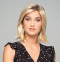 Perruque Timeless Gisela Mayer wigs, mi-long dégradé, style classique et élégant, naturel et idéal pour alopécie ou perte de cheveux