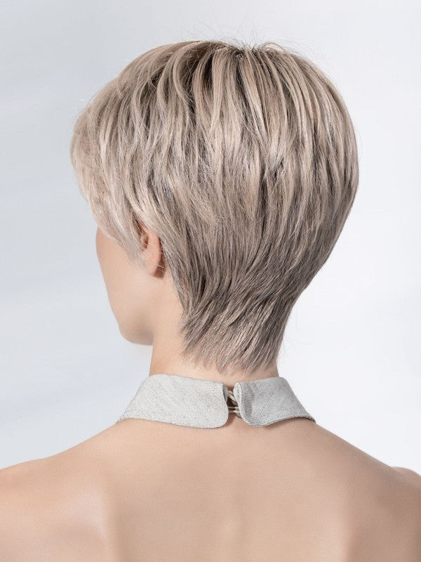 Ellen Wille Novel Deluxe, three-quarter view showing the clean short silhouette and refined synthetic finish.