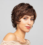 Perruque Riva Mono Lace Small Gisela Mayer wigs femme – coupe courte avec frange et pointes effilées, style moderne et naturel