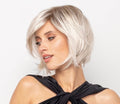 Perruque Sun Seven Gisela Mayer – coupe mi-longue avec frange en biais, style élégant, naturel et féminin