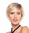 Perruque Victoria Mono Lace Gisela Mayer – coupe courte asymétrique, frange plongeante, style moderne et glamour
