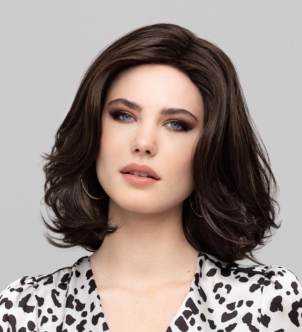 Perruque Vision Look Lace Part Gisela Mayer, carré long ondulé, volume naturel, dentelle invisible, look élégant