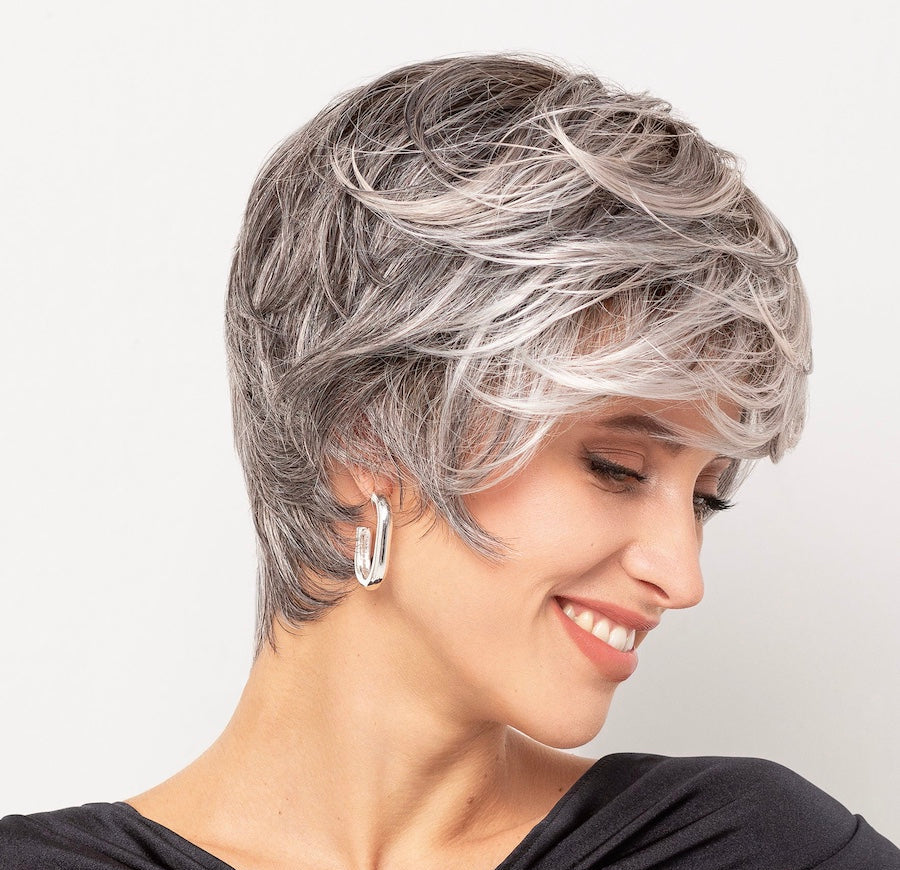 Ultra Light Topper by Gisela Mayer - lightweight 20cm synthetic clip-on volumizer for discreet coverage