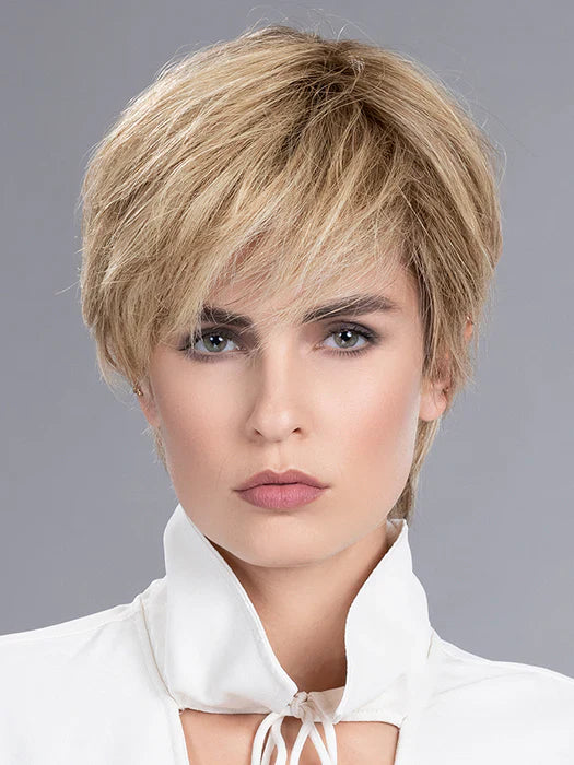 Volumateur Value Ellen Wille Top Power, cheveux naturels, rendu réaliste et naturel, entretien régulier recommandé.